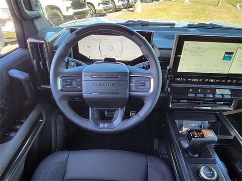 New 2025 GMC Hummer EV 3X w/ LPO, Sport Package image 18