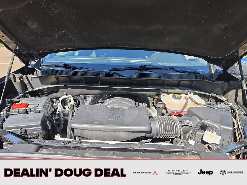 Used 2025 Chevrolet Silverado 1500 LT AWD/4WD image 22