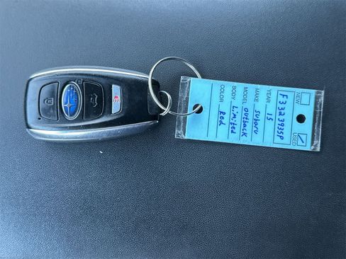 Used 2015 Subaru Outback 3.6R Limited image 22