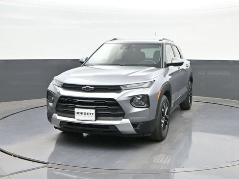 Used 2023 Chevrolet TrailBlazer LT w/ Convenience Package FWD image 25