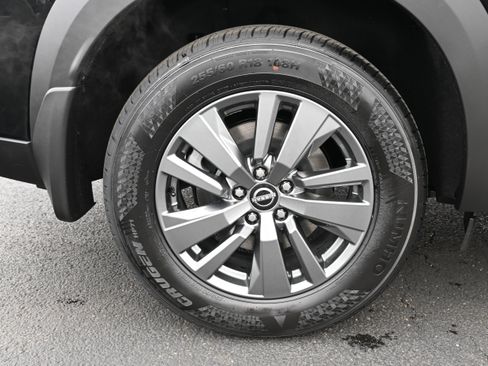 New 2026 Nissan Pathfinder SV image 10