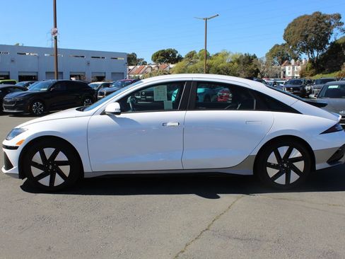 Used 2024 Hyundai Ioniq 6 SE image 2