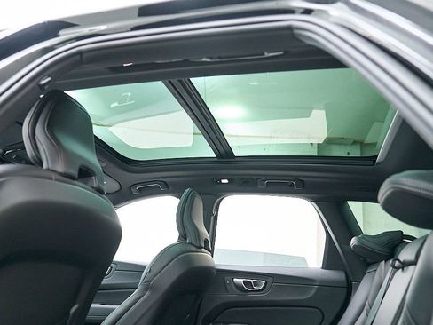 Certified 2024 Volvo XC60 T8 Ultimate w/ Protection Package Premier AWD/4WD image 25