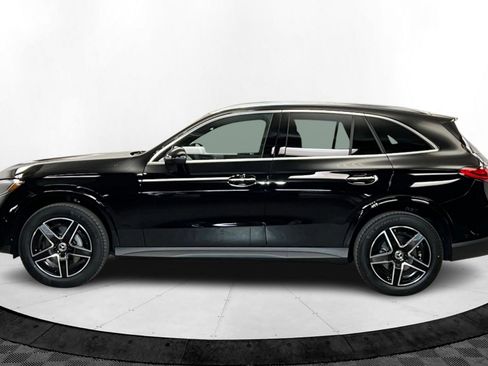 New 2026 Mercedes-Benz GLC 300 4MATIC image 2