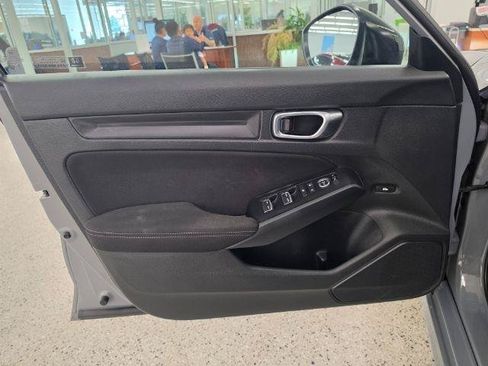 Used 2025 Honda Civic Sport image 24