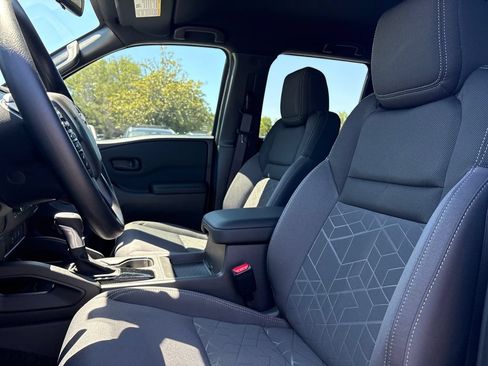 New 2026 Nissan Frontier SV w/ Tow Package RWD image 10