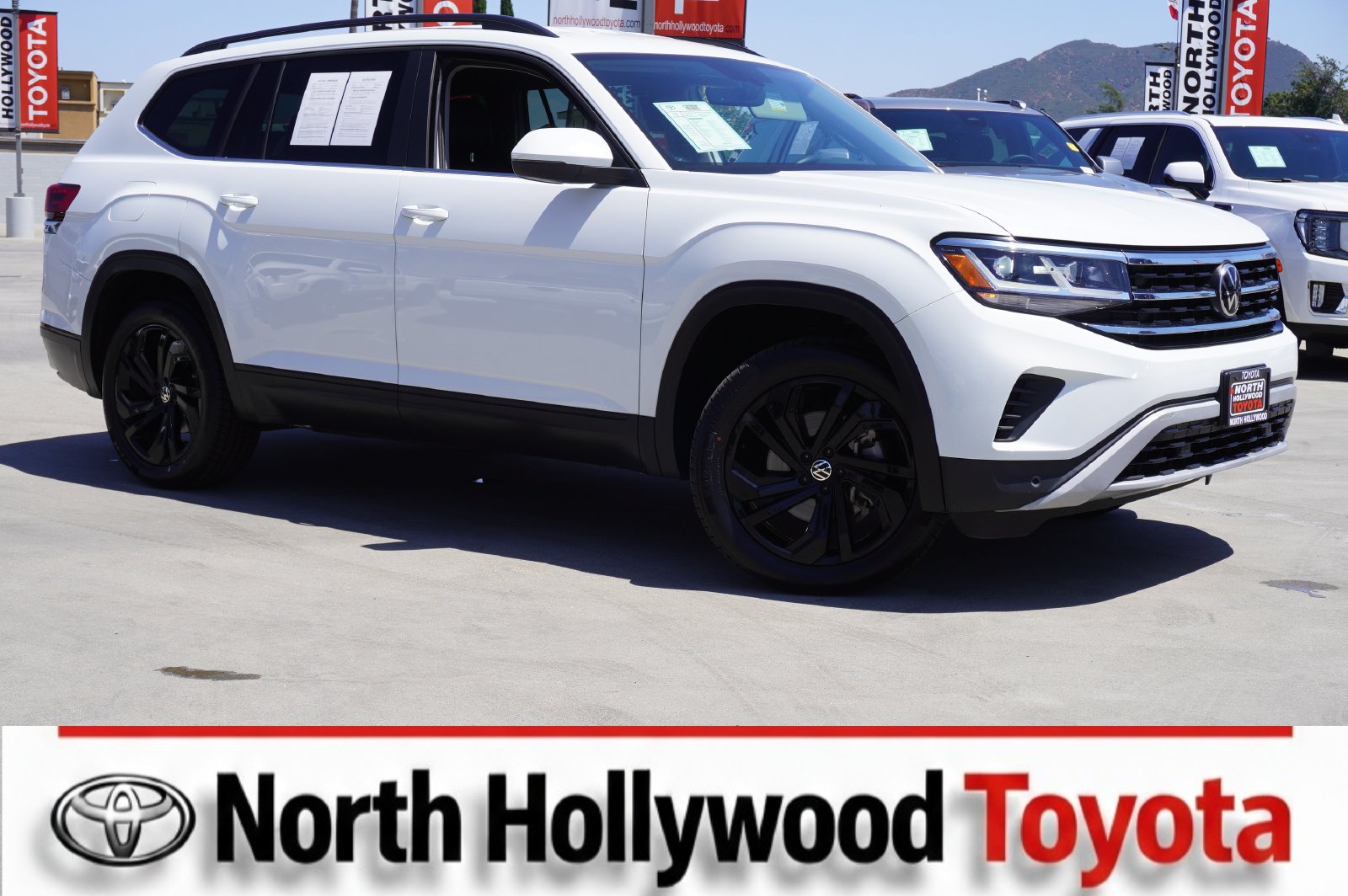 Used 2022 Volkswagen Atlas SE FWD image 1