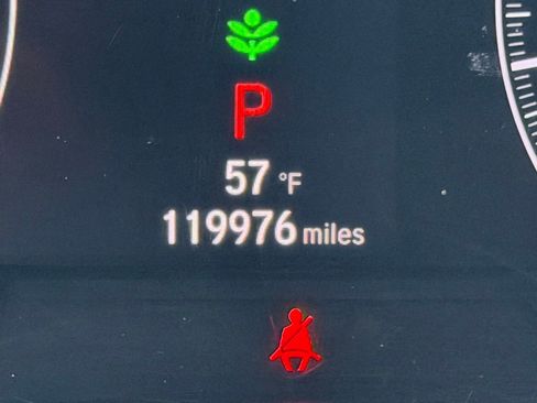 Used 2018 Honda Accord EX image 34