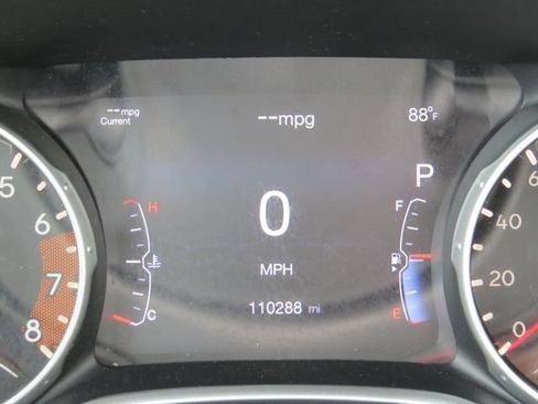 Used 2018 Jeep Compass Limited w/ Navigation Group AWD/4WD image 22