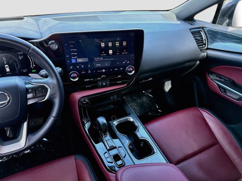 Used 2023 Lexus NX 350h AWD image 19