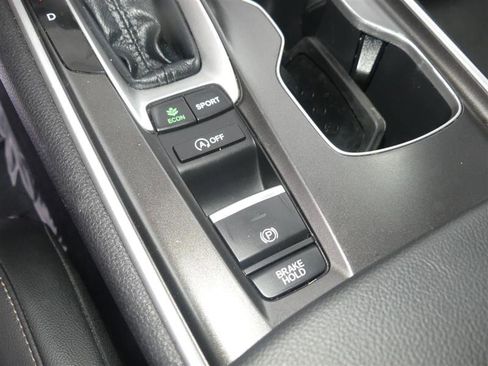 Used 2022 Honda Accord Sport image 39
