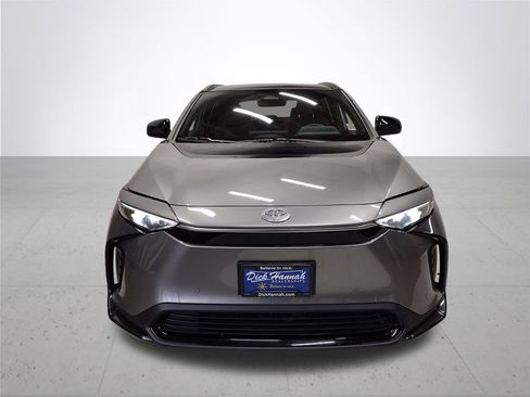 Used 2023 Toyota bZ4X XLE w/ Weather Package image 3