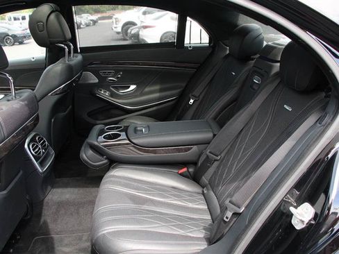 Used 2015 Mercedes-Benz S 63 AMG 4MATIC Sedan image 24