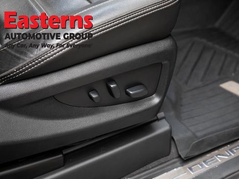 Used 2020 GMC Yukon Denali w/ Denali Ultimate Package image 40