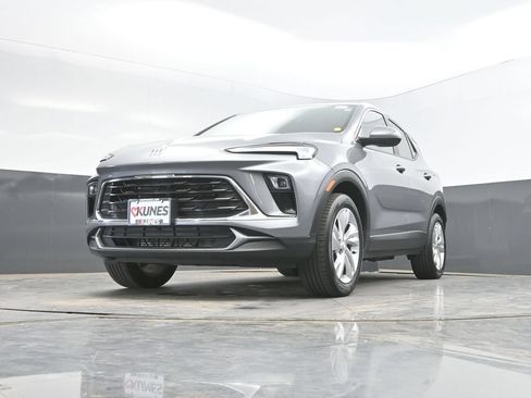 Used 2025 Buick Encore GX Preferred FWD image 33
