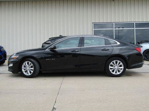 Used 2023 Chevrolet Malibu LT FWD image 11