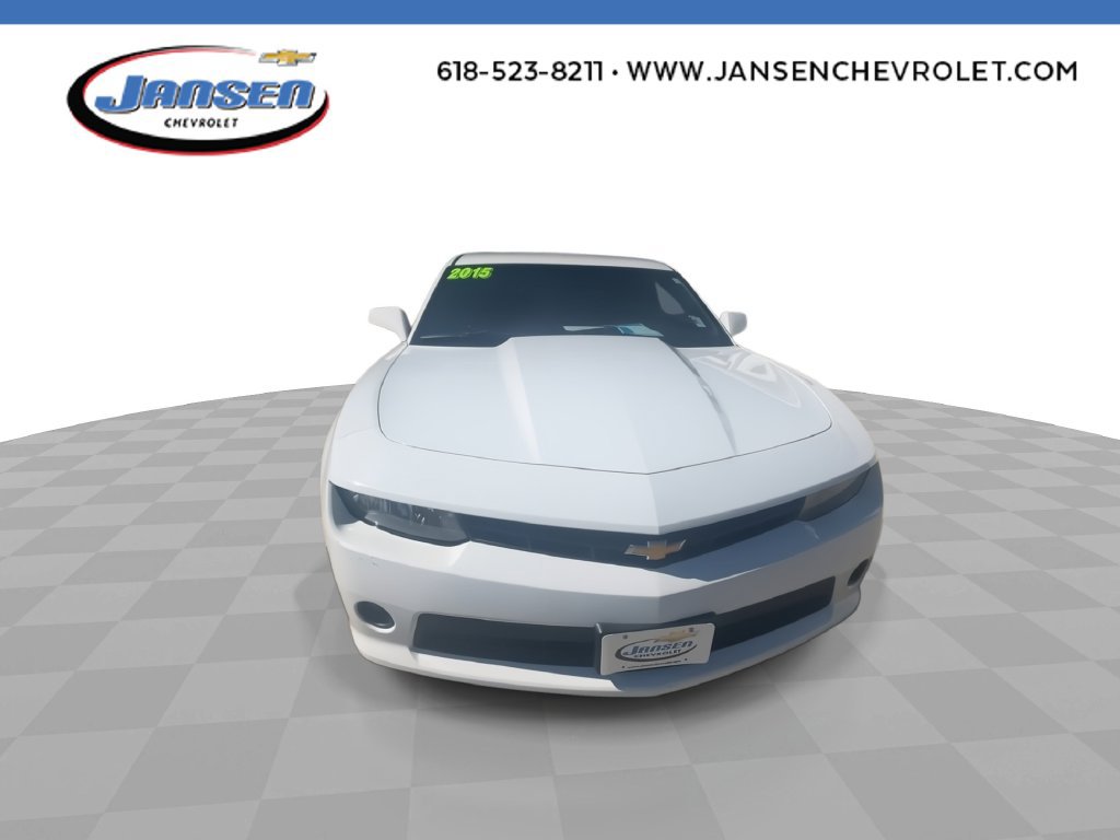 Used 2015 Chevrolet Camaro LT w/ 1LT Preferred Package RWD image 3