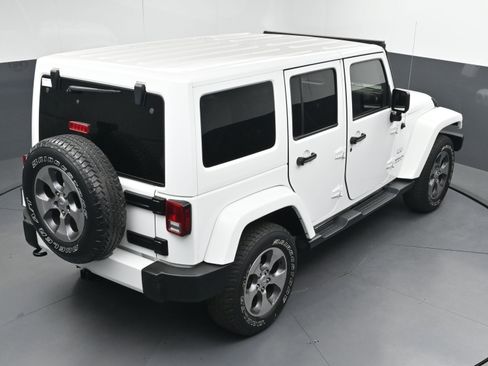 Used 2016 Jeep Wrangler Unlimited Sahara w/ Trailer Tow Group image 32