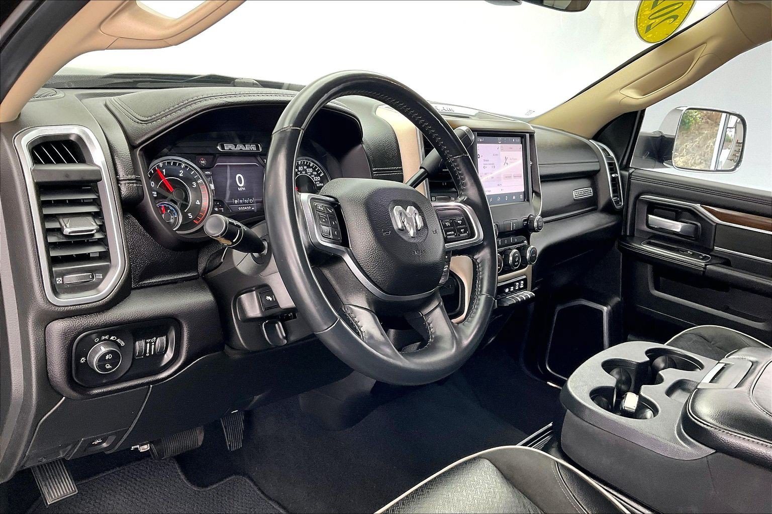 Used 2022 RAM 2500 Laramie AWD/4WD image 14