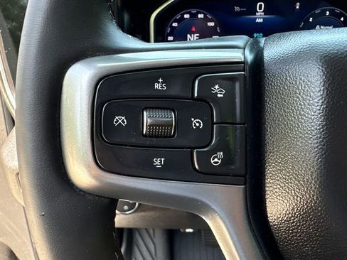 Used 2024 Chevrolet Silverado 1500 LT w/ Z71 Off-Road Package AWD/4WD image 21