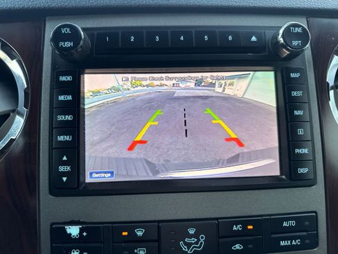 Used 2012 Ford F250 Lariat w/ Lariat Interior Pkg AWD/4WD image 20