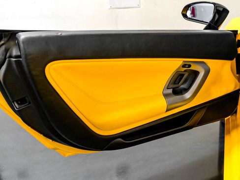 Used 2005 Lamborghini Gallardo image 37