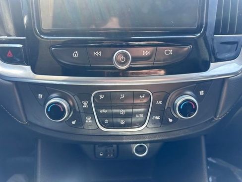 Used 2020 Chevrolet Traverse Premier w/ LPO, Floor Liner Package FWD image 17