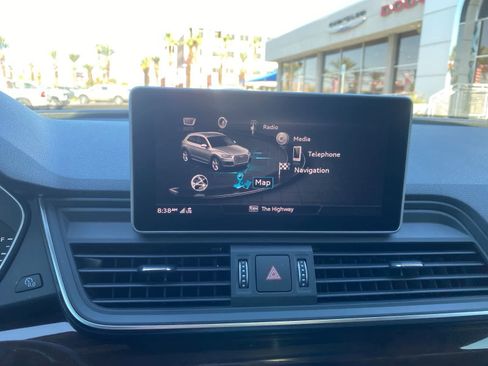Used 2019 Audi Q5 2.0T Premium Plus w/ Premium Plus Package AWD/4WD image 17