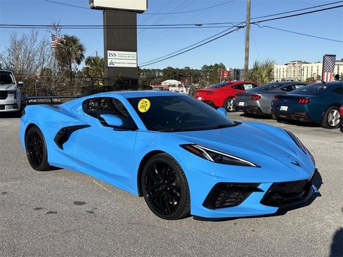 Used 2024 Chevrolet Corvette Stingray image 2