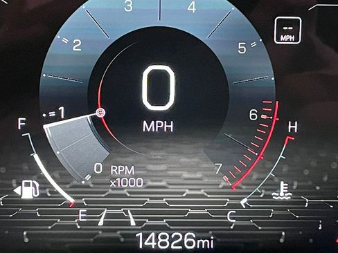 Certified 2025 GMC Acadia Elevation image 6