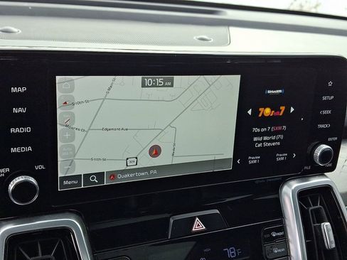 Used 2022 Kia Sorento SX image 18