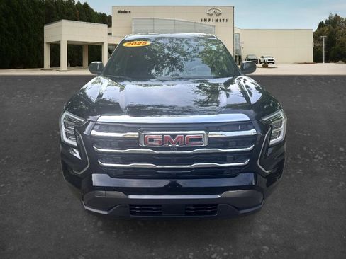 Used 2025 GMC Terrain Elevation AWD/4WD image 2