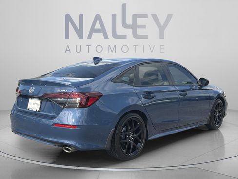 Used 2025 Honda Civic Sport image 5