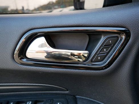 Used 2022 Dodge Durango GT image 17