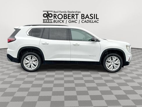 Used 2025 GMC Acadia Elevation w/ Elevation Premium Package AWD/4WD image 9