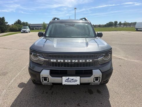 Used 2025 Ford Bronco Sport Badlands AWD/4WD image 4