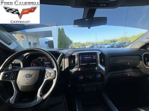 Used 2020 Chevrolet Silverado 1500 LT Trail Boss AWD/4WD image 10