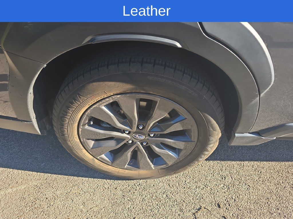 Used 2025 Subaru Outback Onyx Edition AWD/4WD image 6