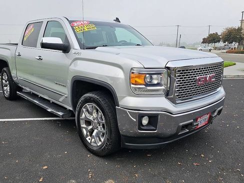 Used 2015 GMC Sierra 1500 SLT w/ SLT Crew Cab Value Package image 1