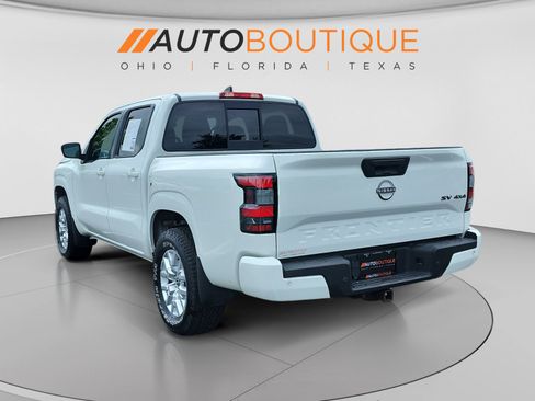 Used 2022 Nissan Frontier SV AWD/4WD image 3