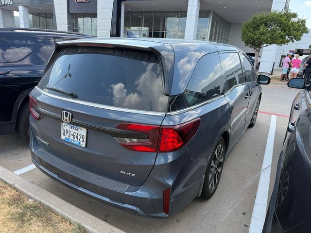 Used 2025 Honda Odyssey Elite image 4