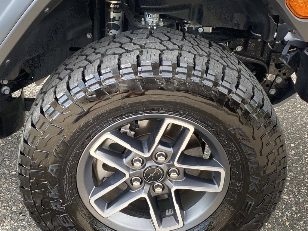 Certified 2026 Jeep Gladiator Mojave AWD/4WD image 27