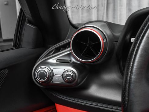 Used 2022 Ferrari F8 Tributo image 12