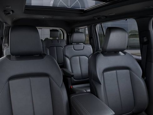 New 2026 Jeep Grand Cherokee L Limited w/ Luxury Tech Group II RWD image 27