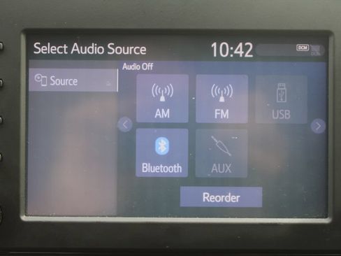 Used 2019 Toyota RAV4 XLE FWD image 42