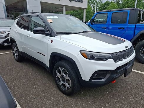 Used 2022 Jeep Compass Trailhawk w/ Trailhawk Elite Group AWD/4WD image 4