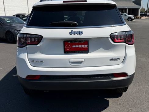Used 2024 Jeep Compass Latitude AWD/4WD image 6