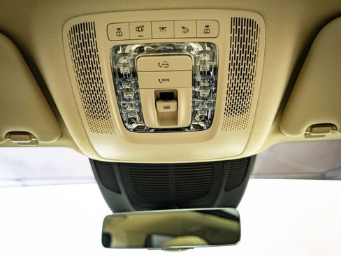 Used 2024 Mercedes-Benz GLE 350 4MATIC image 42