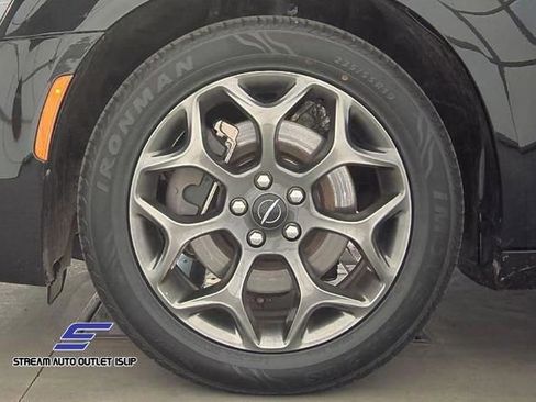 Used 2021 Chrysler 300 Touring w/ Sport Appearance Package image 12