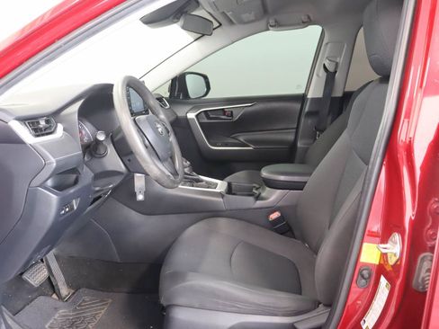 Used 2020 Toyota RAV4 LE w/ Carpet Mat Package FWD image 8